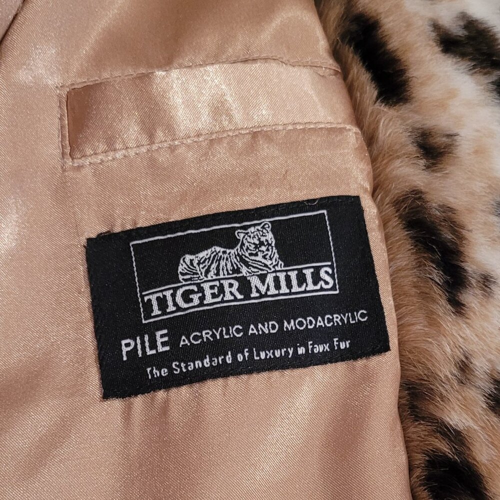 Pamela McCoy Faux Fur Leopard Print Pea Coat in Tan, Black, Cream - Picture 10 of 11